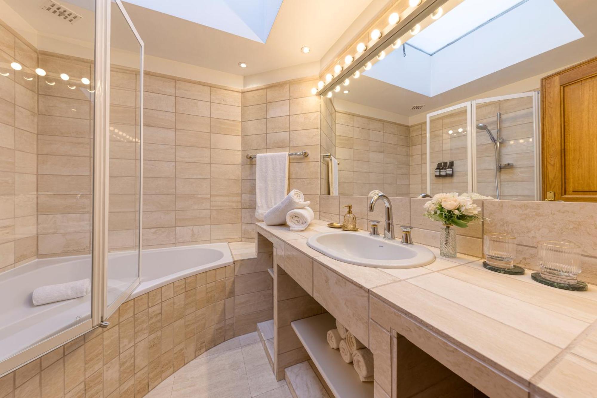 Chic Penthouse Grand-Place Bryssel Exteriör bild
